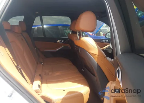 2019 BMW X5 xDrive40I z USA, uszkodzony, nr VIN 5UXCR6C58KLL06733